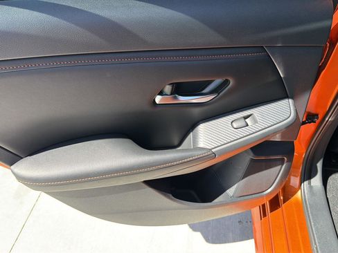 Used 2023 Nissan Sentra SR w/ Electronics Package FWD image 19