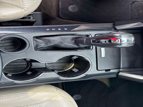 Used 2018 Ford Explorer Limited w/ Equipment Group 301A image 25