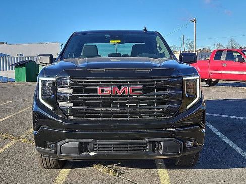 New 2026 GMC Sierra 1500 Elevation image 2
