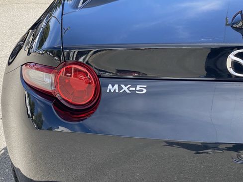 Used 2020 MAZDA MX-5 Miata RF Grand Touring RWD image 24