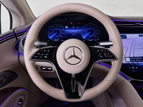 Certified 2023 Mercedes-Benz EQS 580 4MATIC Sedan image 18
