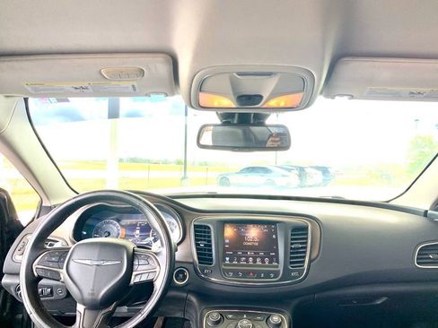 Used 2015 Chrysler 200 C w/ Navigation & Sound Group I image 14