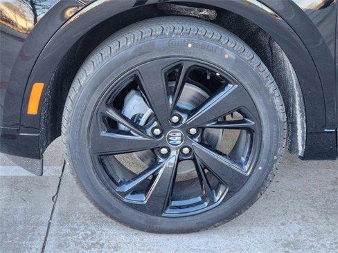 New 2025 Buick Envision Sport Touring image 7