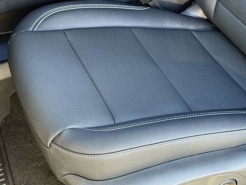 New 2026 Chevrolet Traverse LT w/ Midnight/Sport Edition image 11