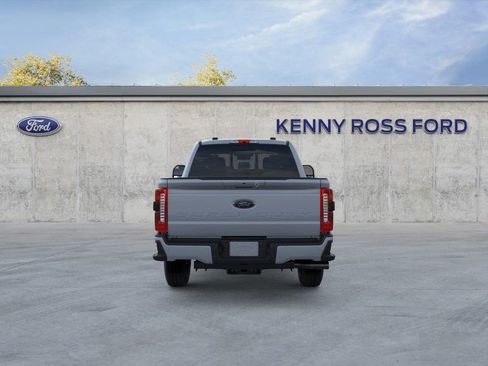 New 2026 Ford F250 Lariat w/ Black Appearance Package AWD/4WD image 5