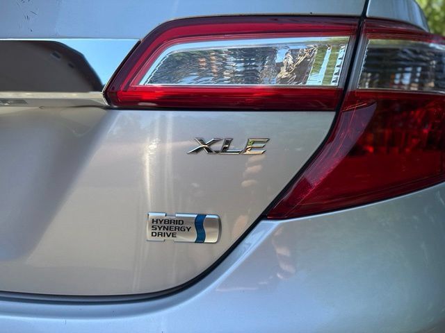 Used 2012 Toyota Camry XLE w/ Leather Pkg FWD image 42