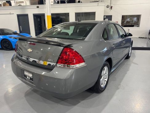 Used 2009 Chevrolet Impala LT image 7