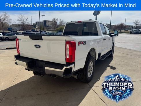 Used 2024 Ford F250 XLT w/ FX4 Off-Road Package AWD/4WD image 6