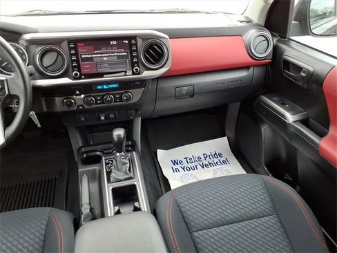 Used 2021 Toyota Tacoma 4x4 Double Cab image 15