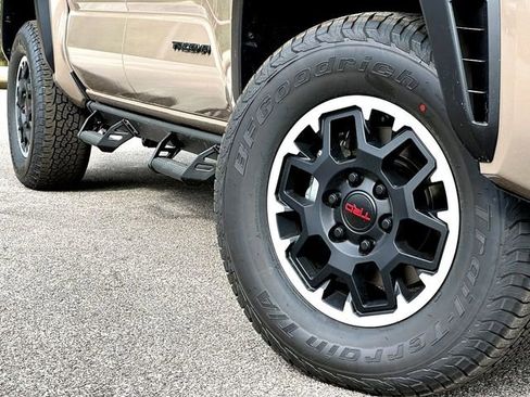 New 2026 Toyota Tacoma TRD Off-Road image 2