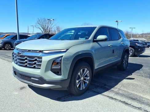 New 2026 Chevrolet Equinox LT w/ Convenience Package II image 1