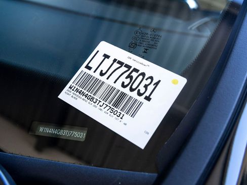 Used 2026 Mercedes-Benz GLA 250 image 32