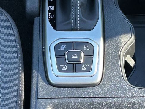 New 2026 Nissan Frontier SV image 21