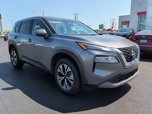 Used 2023 Nissan Rogue SV AWD/4WD image 2