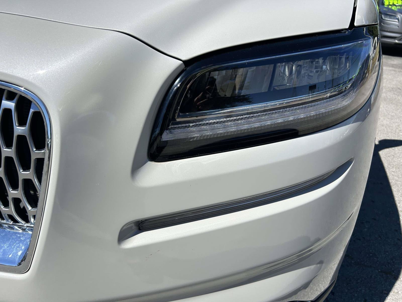 Certified 2023 Lincoln Nautilus Reserve FWD image 11