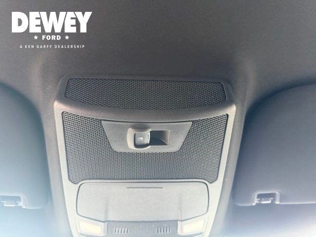 Used 2019 Ford F150 XLT w/ Equipment Group 302A Luxury AWD/4WD image 17