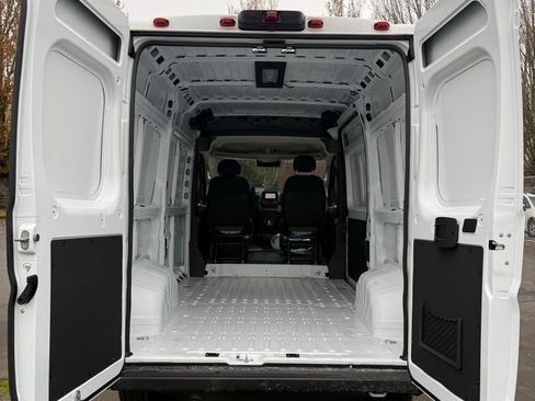 New 2026 RAM ProMaster 1500 w/ Convenience Group image 8