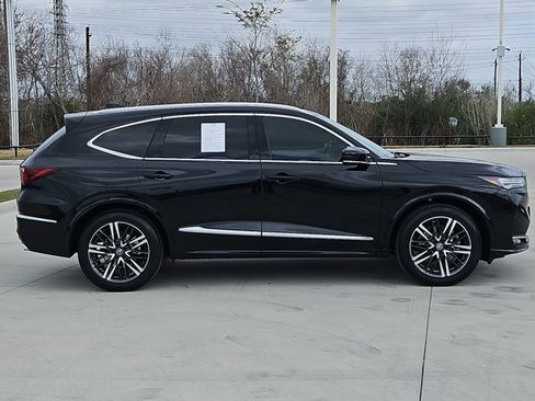 Used 2025 Acura MDX SH-AWD w/ Advance Package image 4