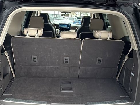 Used 2023 Lincoln Navigator Reserve w/ Equipment Group 201A image 27