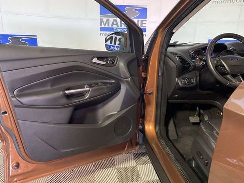 Used 2017 Ford Escape Titanium w/ Equipment Group 301A AWD/4WD image 29