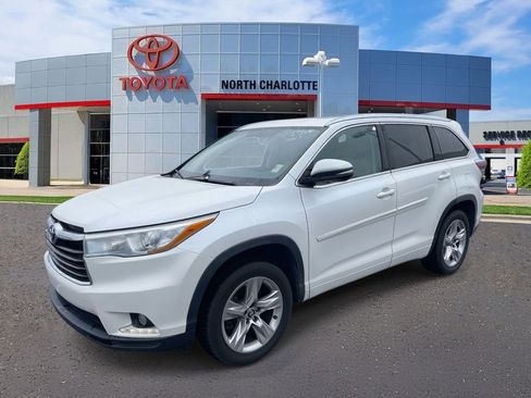 Used 2016 Toyota Highlander Limited image 4
