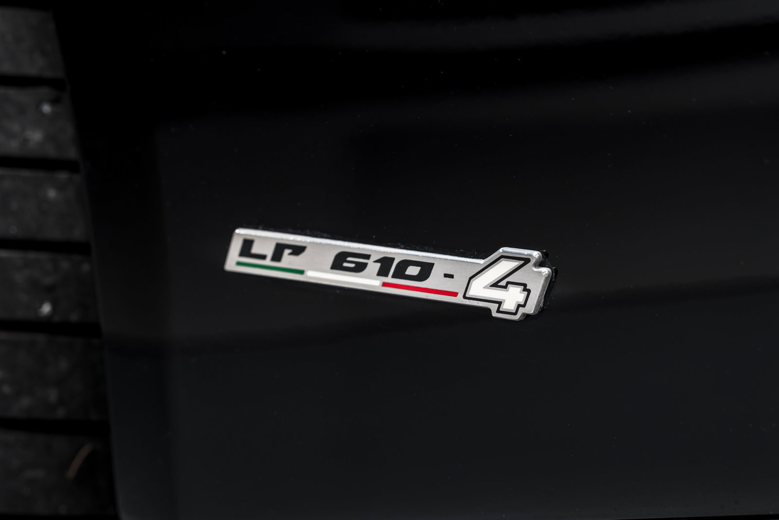 Used 2015 Lamborghini Huracan LP 610-4 AWD/4WD image 45