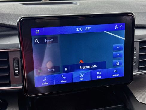 Used 2020 Ford Explorer XLT w/ Equipment Group 202A AWD/4WD image 2