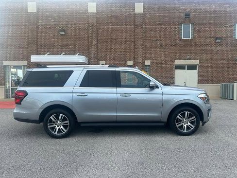 Certified 2024 Ford Expedition Max Limited RWD image 5