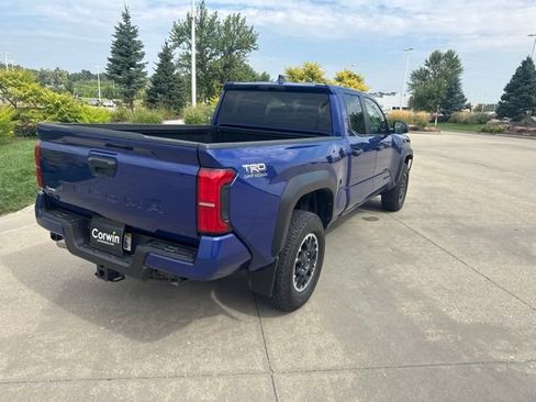 Used 2024 Toyota Tacoma TRD Off-Road AWD/4WD image 7