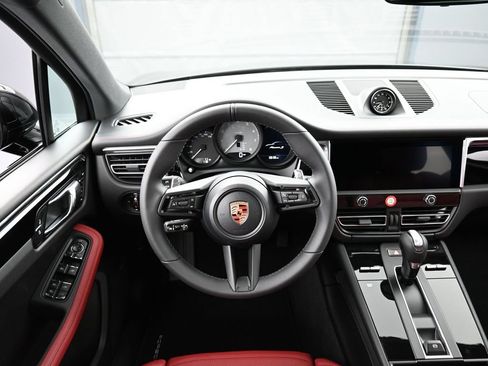 New 2026 Porsche Macan S AWD/4WD image 18