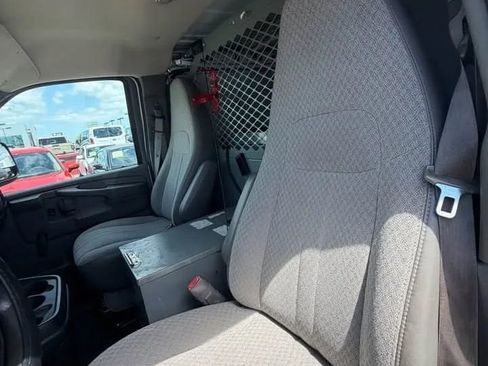 Used 2012 Chevrolet Express 2500 RWD image 6