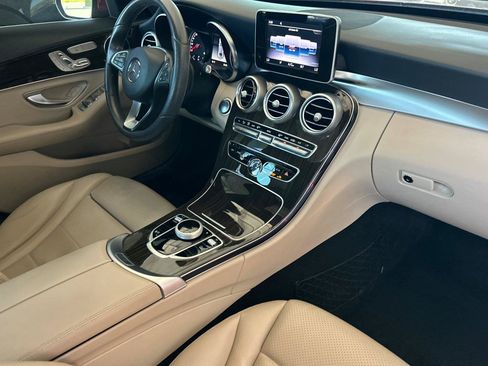 Used 2018 Mercedes-Benz C 300 Sedan w/ Parking Assist Package image 15