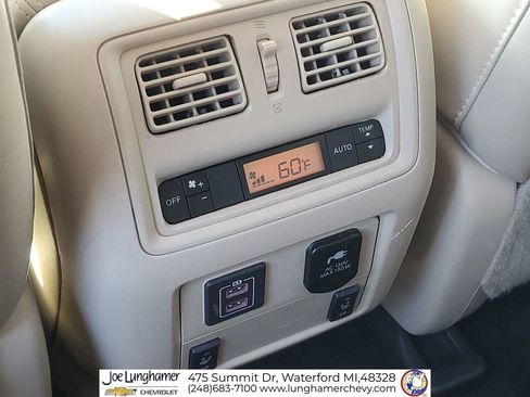 Used 2018 Nissan Pathfinder Platinum image 24