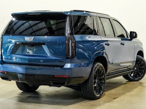 Used 2026 Cadillac Escalade Sport w/ LPO, ONYX Package AWD/4WD image 5
