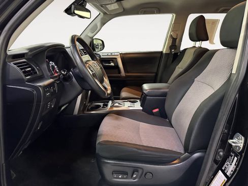 Used 2024 Toyota 4Runner SR5 image 12