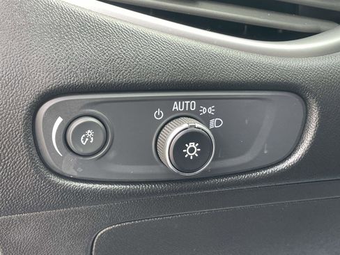 Used 2024 Chevrolet Malibu LT image 19