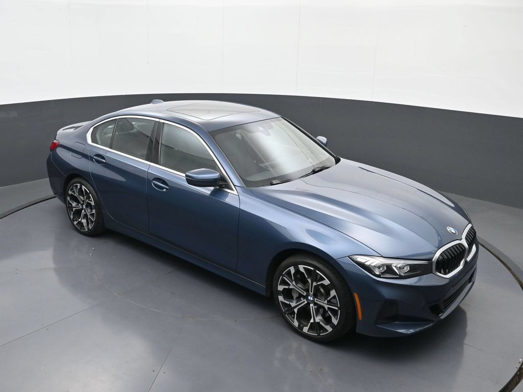 Used 2026 BMW 330i xDrive Sedan AWD/4WD image 29