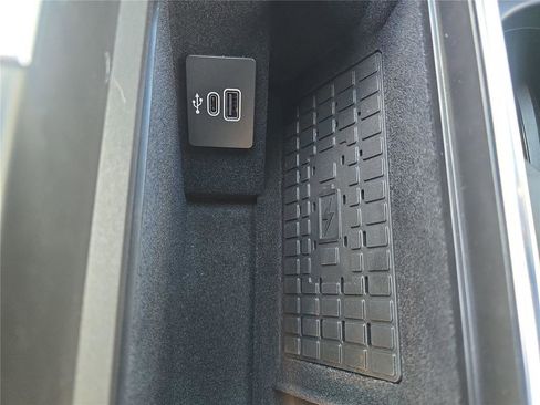 New 2026 Lincoln Navigator Reserve image 24