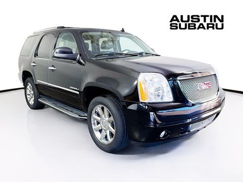 Used 2013 GMC Yukon Denali RWD image 1