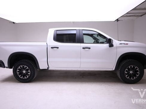 New 2026 Chevrolet Silverado 1500 ZR2 image 6