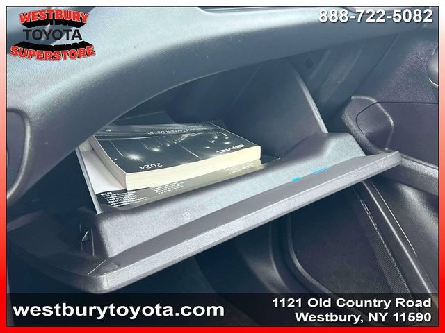 Used 2024 GMC Terrain AT4 w/ Tech Package AWD/4WD image 34