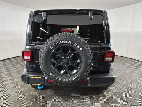 Used 2023 Jeep Wrangler Unlimited w/ Sun & Screen Package AWD/4WD image 3