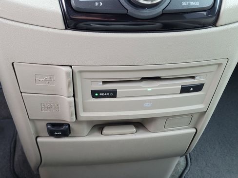 Used 2016 Honda Odyssey SE image 14