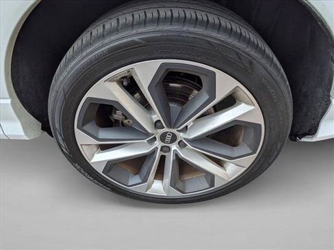 Used 2022 Audi Q3 2.0T Premium Plus image 9