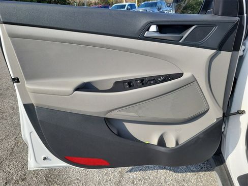 Used 2018 Hyundai Tucson SEL image 14