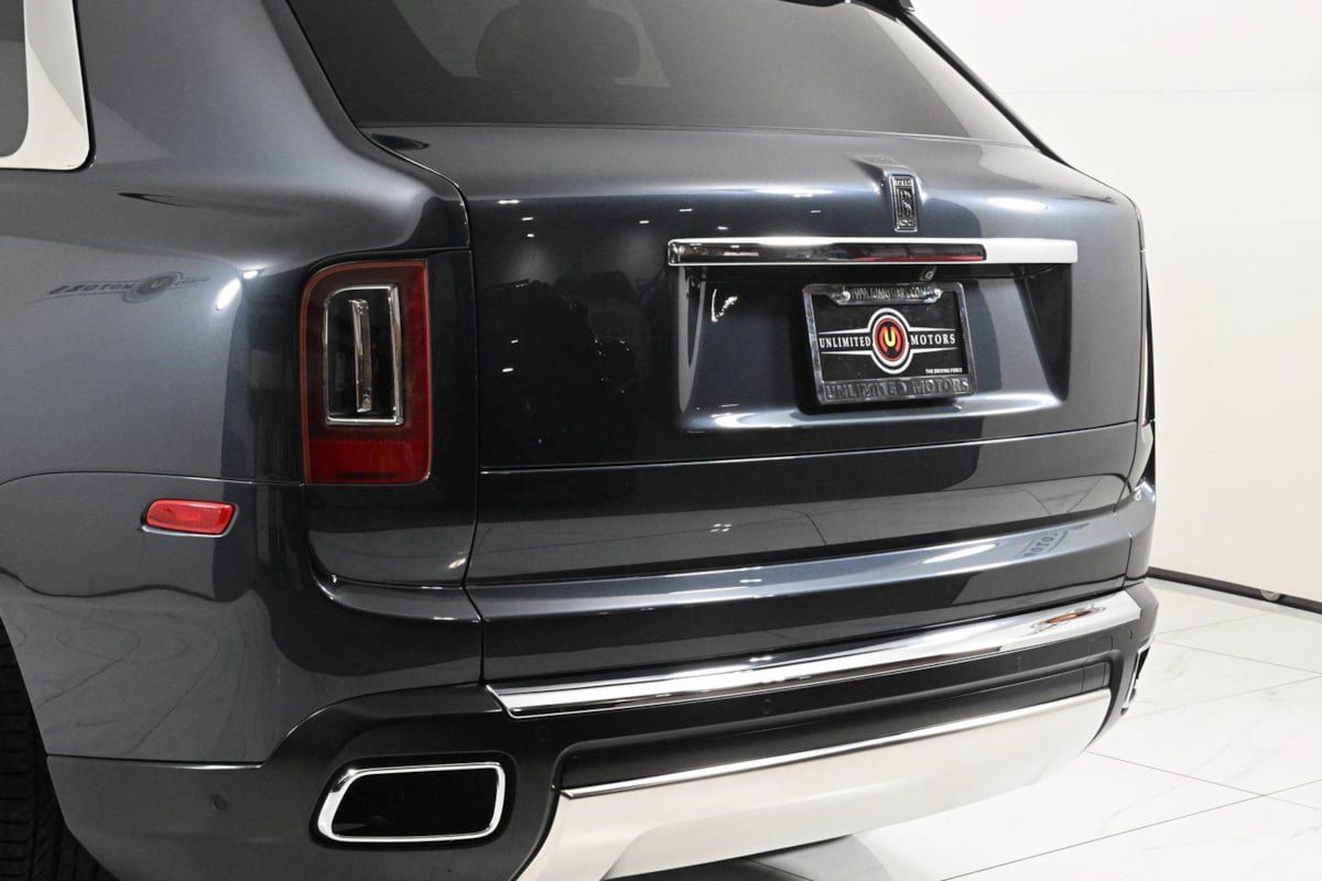 Used 2019 Rolls-Royce Cullinan AWD/4WD image 35