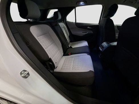 Used 2024 Chevrolet Equinox LS FWD image 23