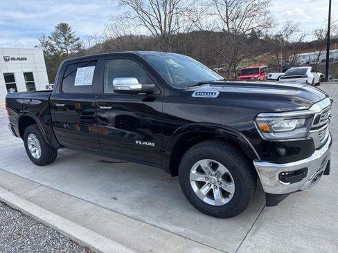 Used 2021 RAM 1500 Laramie AWD/4WD image 2