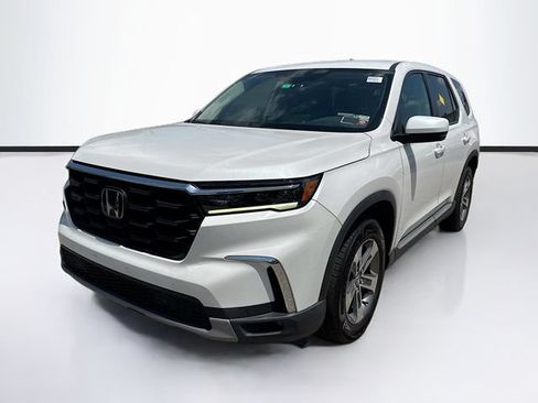 Used 2023 Honda Pilot EX-L image 3