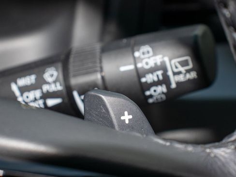 Certified 2018 Honda Odyssey Touring image 31